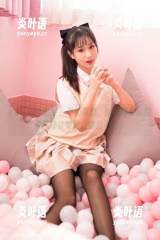Feilin嗲囡囡-就是阿朱啊 Feilin嗲囡囡 - 不用花钱,就是阿朱啊的美图棉袜奖励,你信不信?