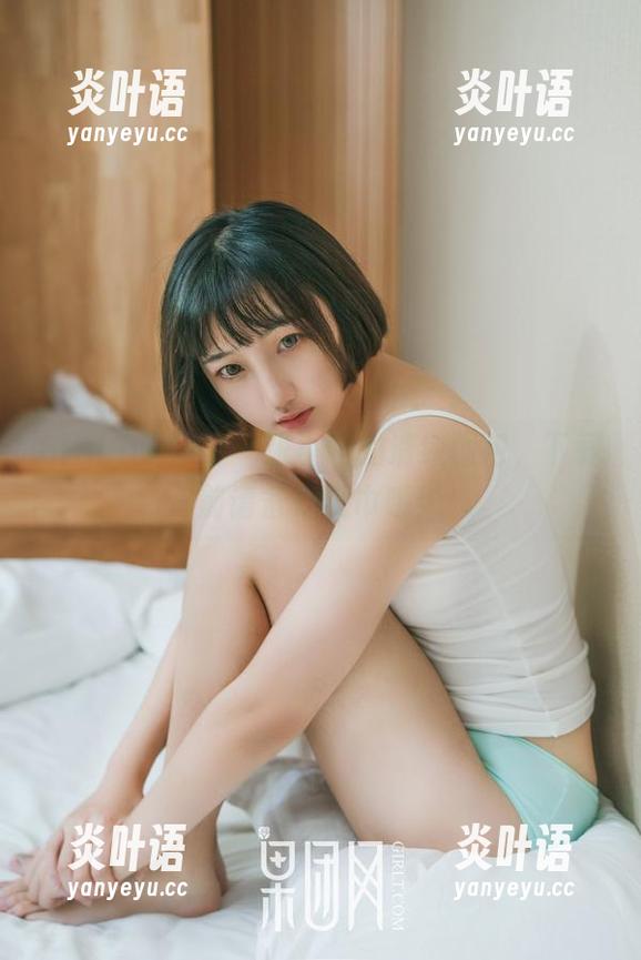 GIRLT果团网 - 张小喵的清纯图包，下载前请备好纸巾哦！