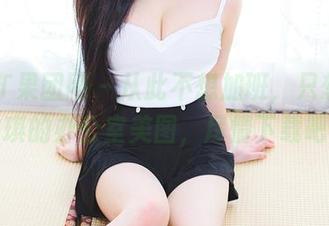 GIRLT果团网 – 从此不想加班，只想看莫雅琪的办公室美图，尽情下载吧！