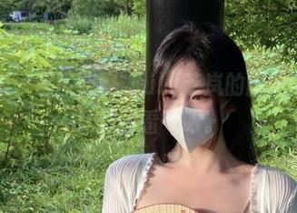 微密圈 – 嘿，sir，July芝岚的图册可能会让你多看一眼。