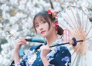 Luisa_零纱的黑枪呆写真：这定制系列我爱了，但真心觉得会不会太大胆？