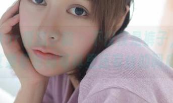 MFStar模范学院 – 不仅仅是裤子，Ellie艾栗栗定制写真里还有丝的调皮。