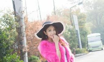 MiStar魅妍社 – Ashely丽丽的泳装:一张原图足够让我这几年的壁纸无愧于心。