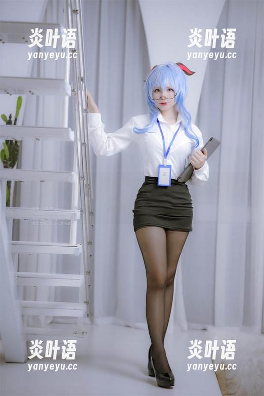 Nyako喵子 Nyako喵子私房图片,水手服穿上去那感觉,真的妙得不行