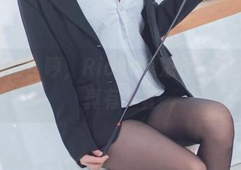 精灵姐姐？哼，Rioko凉凉子的私拍合集真有一套