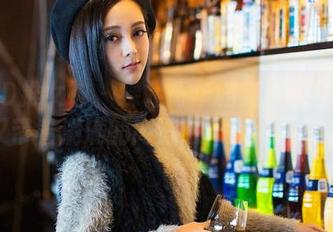 TGOD推女神 – 裸足豪华档案：Ann尤美又带着满满的高清进入我们图库！