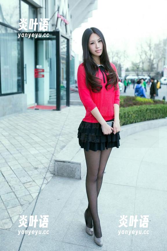 TuiGirl推女郎-何奕恋 TuiGirl推女郎 - 一点不做作的户外:何奕恋的免费图册,风景倒是不错,但我似乎在看她。