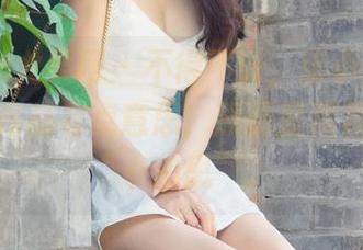 UGirls尤果网 – 不得不说，张小西Ann的棉袜作品有点意思，原图里藏着的那些“小心思”。