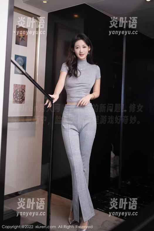 Xiuren秀人网-白浅浅 Xiuren秀人网 - 白浅浅的新问题!修女写真更新中,脸和天的反差游戏好奇妙。