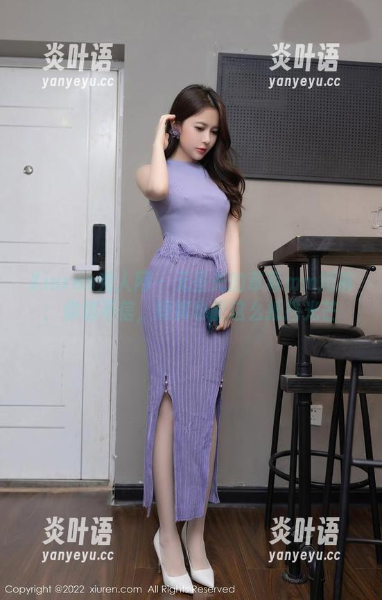 Xiuren秀人网-草莓mm Xiuren秀人网 - 无圣光的草莓mm短裤:你信不信,短裤也能这么抵挡光芒