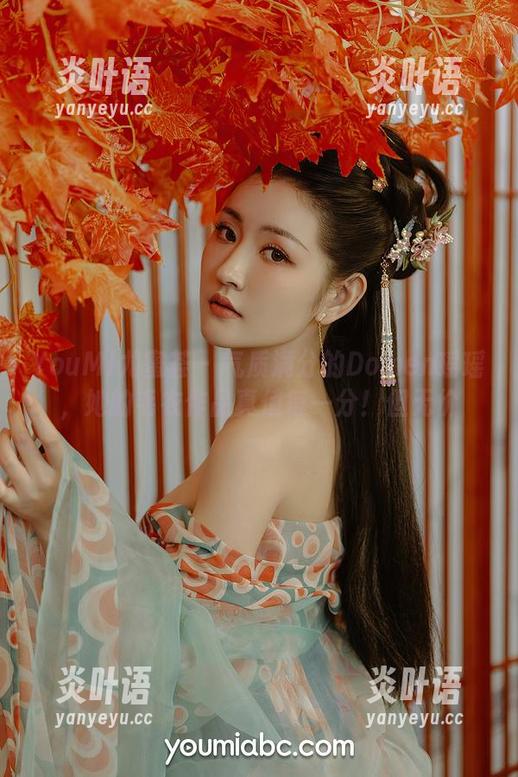 YouMi尤蜜荟 - 气质满分的Domen瑶瑶，她的毛衣作品真值每一分！但无价
