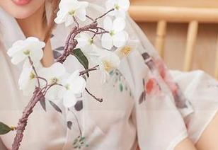 YouMi尤蜜荟 – 大奶牛在线：居家也能美得让邻居嫉妒！