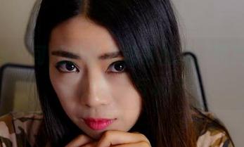 pans – 可儿的修女角色扮演，照片后隐藏的真实与玩味