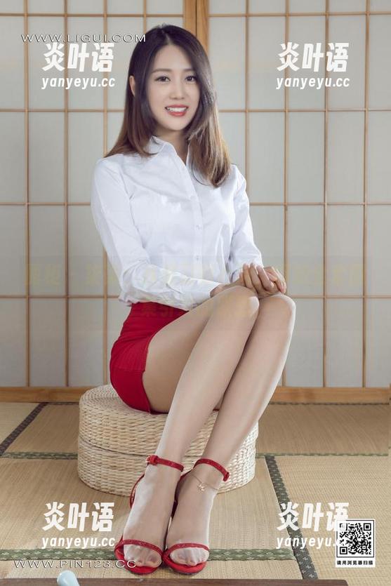 丽柜-柒柒 丽柜 - 柒柒:从菜刀到心动,厨娘全套图集引发的联想