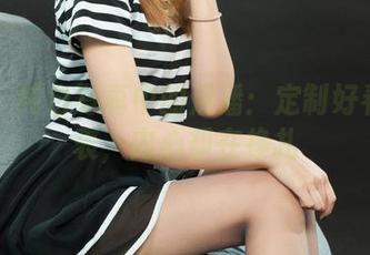 丽柜 – 纯白写真中的潘潘：定制好看的外表，内心却在挣扎