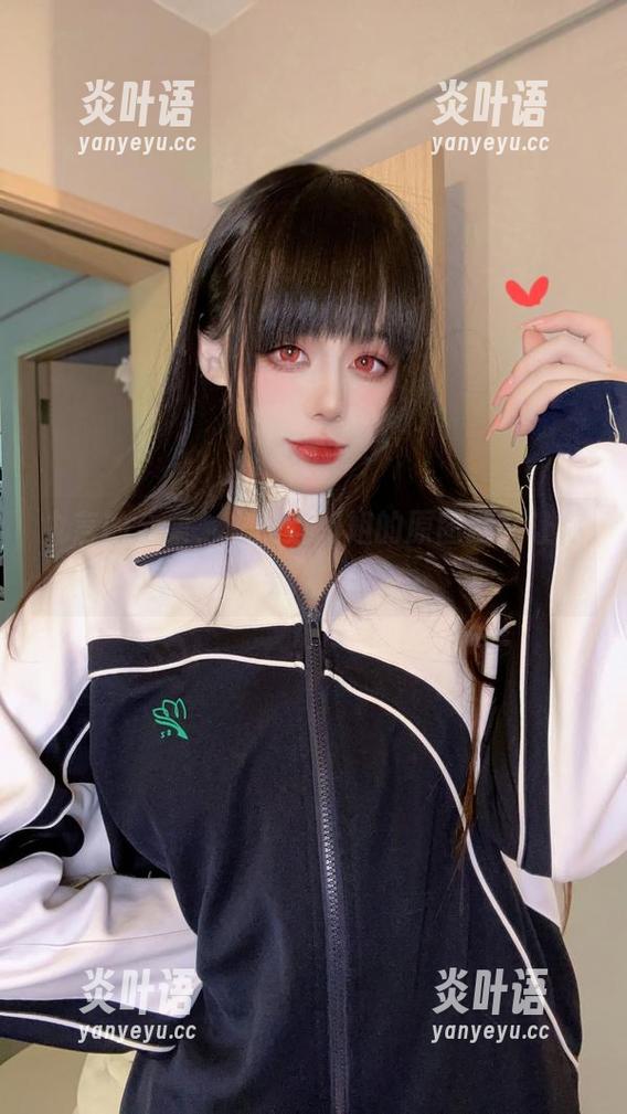 九言的全集，光是这姐姐的原图就能让你流连。