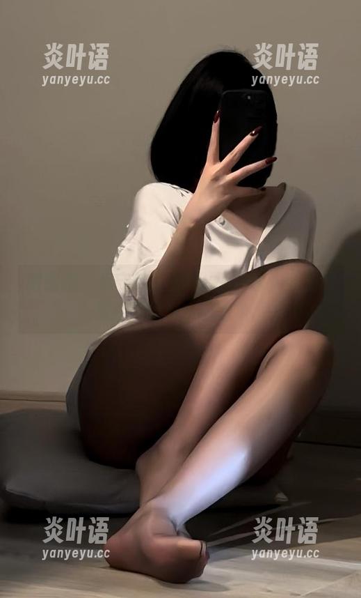保守的二舅妈 微密圈 - 保守的二舅妈×死库水,全套图集打破你对水的想象。