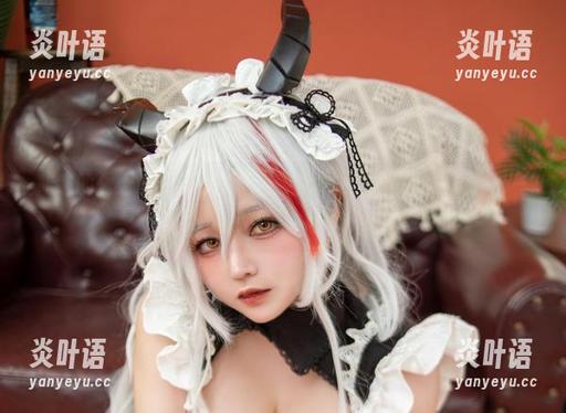 咔喵的夏天图包来了，就当帮你治愈这可怕的“出门第一秒手足无措”症状吧！