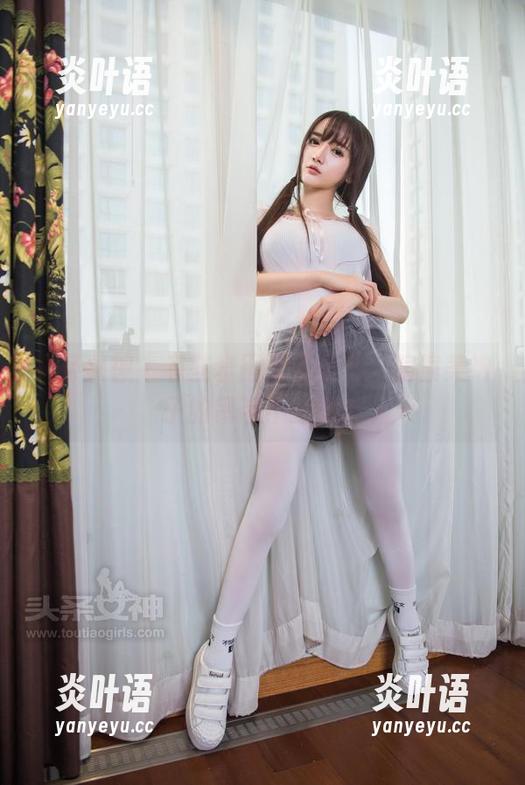 头条女神-美纳子 头条女神 - 有些套图里无圣光,偏偏美纳子的吊带不受限制