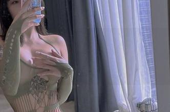 微密圈 – 宋昱欣的自拍库：从‘我没化妆’到‘我就是女神’的写真套餐