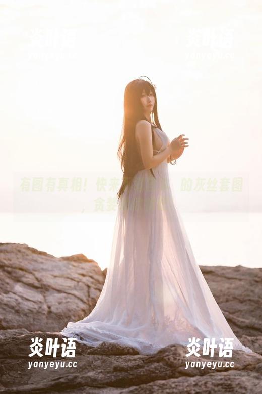 有图有真相！快来下载宫本桜的灰丝套图，贪婪地欣赏吧！