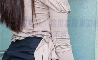 尤果网 – 透过露儿，这组套图里的私密与透明交错不清。
