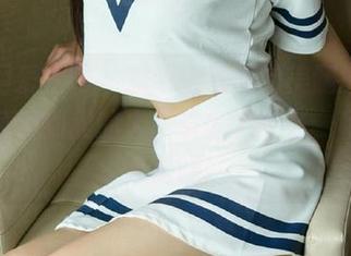 尤果网爱尤物 – 观看金雨佳的美腿原图，突然意识到我的人生缺少了什么，哦，原来是腿。