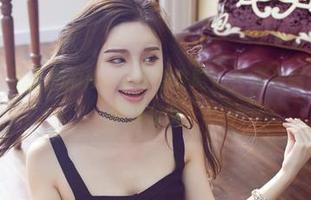 尤物馆 – 无圣光的Kely香香攻略!长腿是尾巴,而套图是分身~
