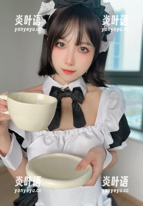 布丁大法在牛仔裤里的神奇姿势——原图一秒钟打脸