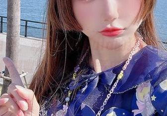 全套白丝，彩芸_Nebula的独特演绎，仿佛有种幽幽的温柔在空气中蔓延，好像…