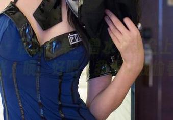 推女郎 – 私房合集：曾水在天台上的随便几张，哦，好吧，我承认我偷看了