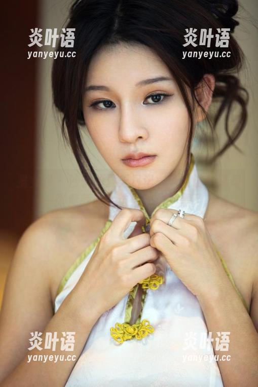 推女郎 - 沙子的夏天日记——尝试分享每一张素颜照，结果都被晒黑了。