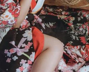 高清图集：无颜小天使wy的修女日常，萌到心坎里。