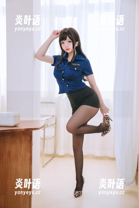 日奈娇的少女写真实在让人眼前一亮，更新后的封面有没有让你多看几眼？