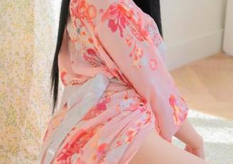 在Bimilstory露营中，普美Bomi(보미)的免费写真招财进宝——只要你敢看！