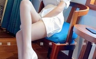 微密圈 – 当睡衣遇上林子喵Lynne：私拍里的日常小囧事
