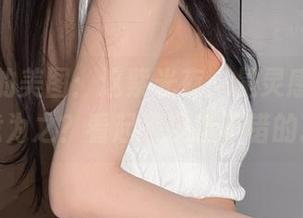 果咩酱的美图：这紫光夜，是灵感还是有意为之？看起来还挺不错的。