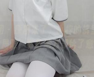 森萝财团 – 原图来了，小梓的裤里丝，想象的局限，有些地方却给了意外。