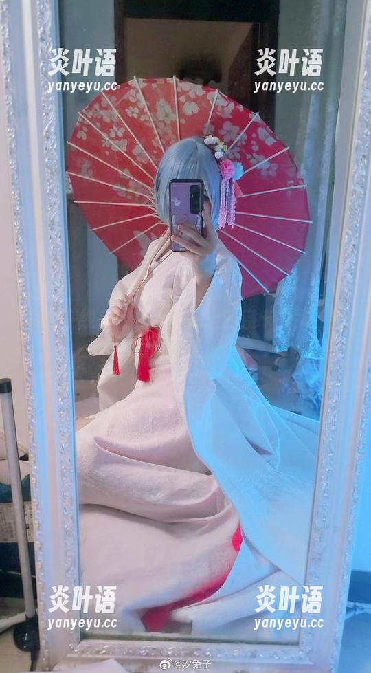 高调在线，汐兔子作品上的魔卡少女，别有洞天。