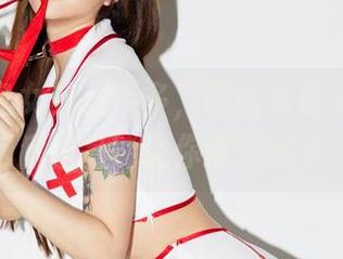 每一张兔女郎差不多，唯有洛丽塔大哥的网盘作品能让你停下脚步。