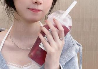 在线不止如此，炸酱沐沐的瑜伽合集——让我们一起嗨到极限（或者不）。