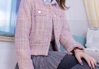 物恋传媒 – 嘟嘟的高跟长靴写真，真该给这双靴子一个单独的奖杯
