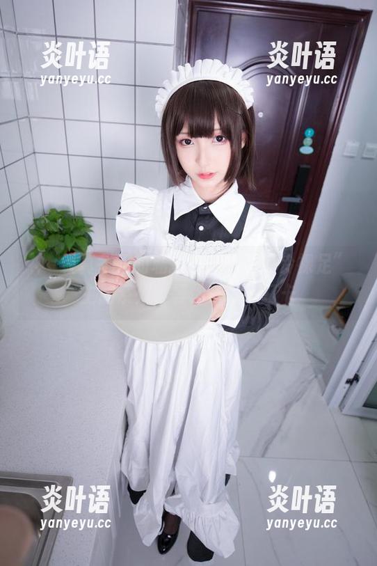 神楽坂真冬姐的私拍：开展“巨冷裸足”主题系列，等你来动态打卡