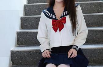 秀人网 – 照片里的Lovely璐璐兔女郎，原图高清到让人想问，“这儿有几块巧克力”？