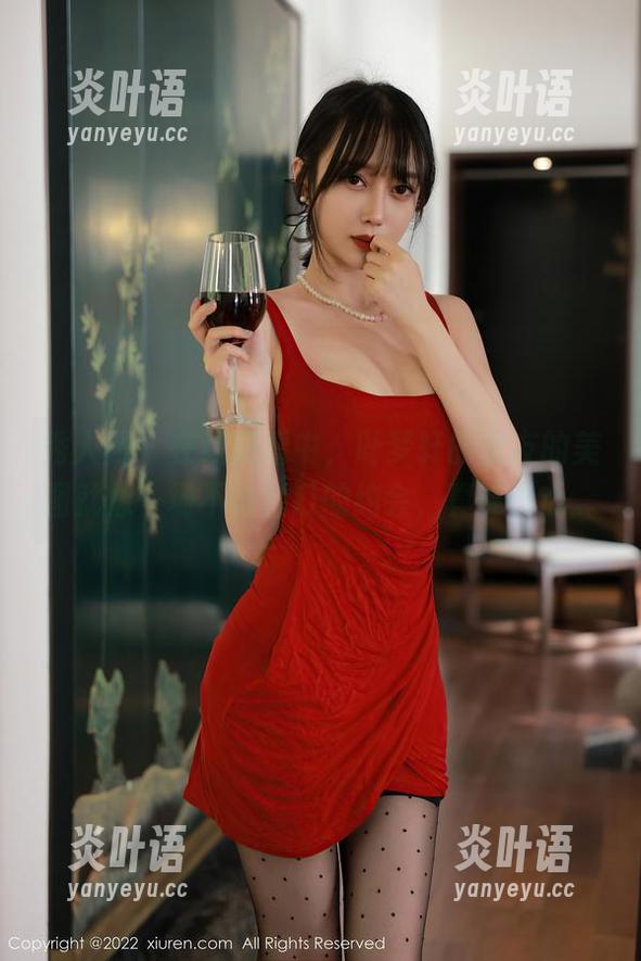 秀人网 - 在线观看中，叶梦轩的女友的美图就像一场不说出口的约会，真要小心。