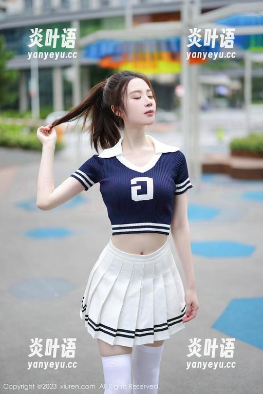 秀人网 - 定制图集《甜心》，周慕汐你这是要甜炸大家吗？