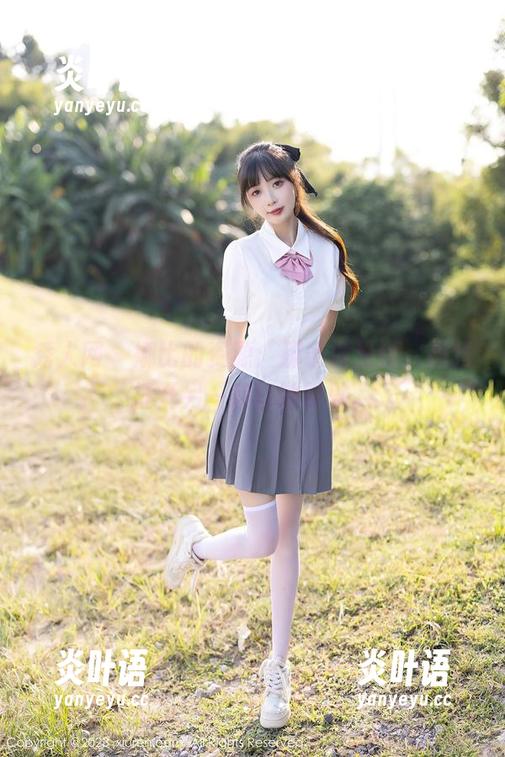 秀人网 - 娜比的资源：那条裤里丝，是我打开另一扇门的钥匙。