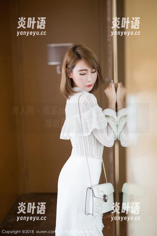 秀人网-晚苏susu 秀人网 - 晚苏susu的美图:一枚天使,难道是时光错位了?
