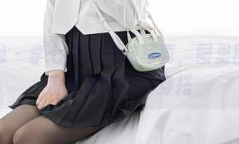 秀人网 – 李七喜的棉袜写真，图里图外你没见过的美妙穿搭