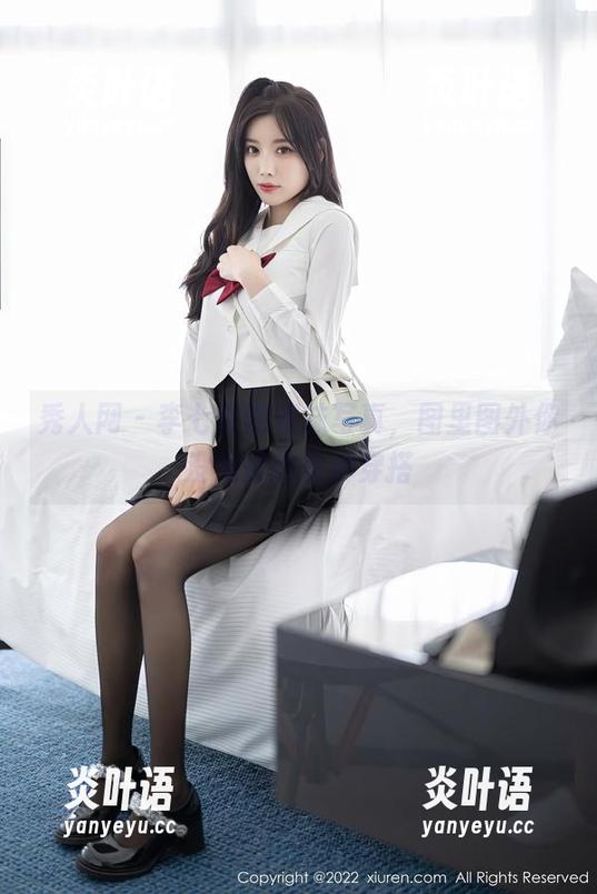 秀人网-李七喜 秀人网 - 李七喜的棉袜写真,图里图外你没见过的美妙穿搭